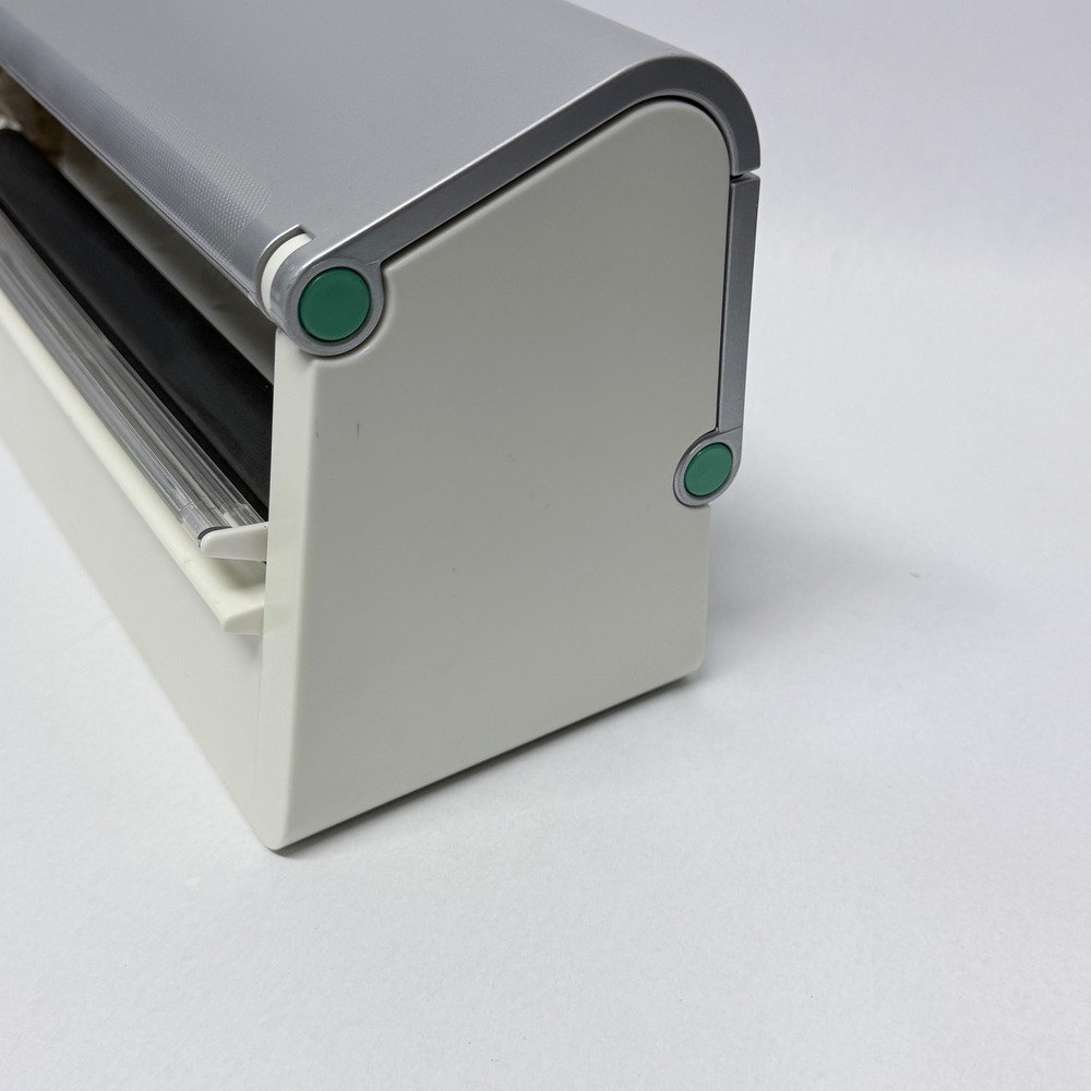 Xyron Creative Station 9" 5" Manual Sticker Maker Laminator Magnet Machine - Picture 8 of 16